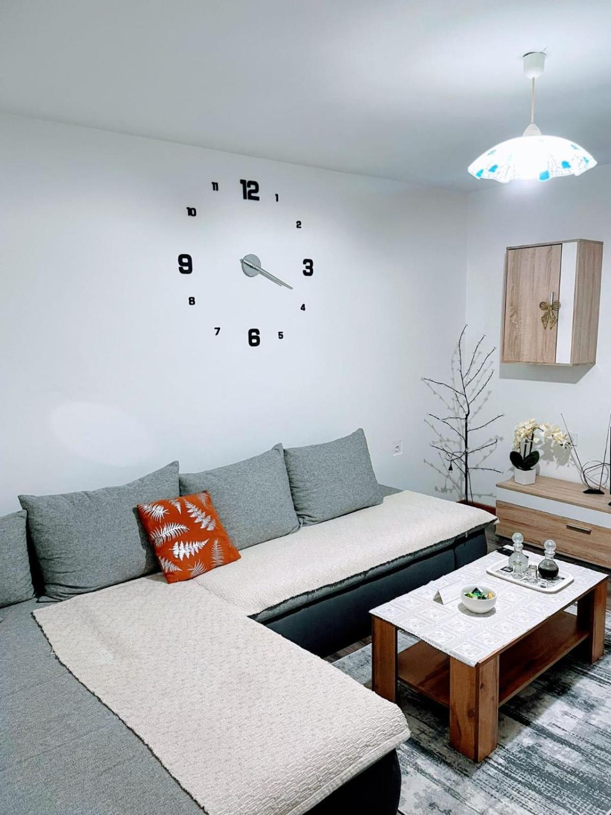 Apartman Tina Zagreb Exteriör bild
